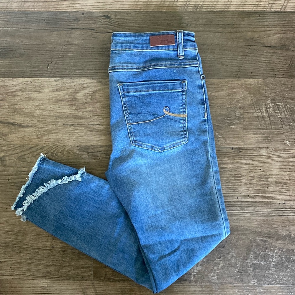 Grace & Lace Jeans, Size 6, 24” inseam